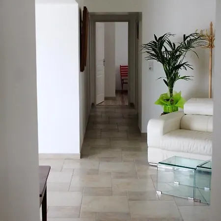 Holiday Tremont Tatil Evi Saint-Bonnet-sur-Gironde