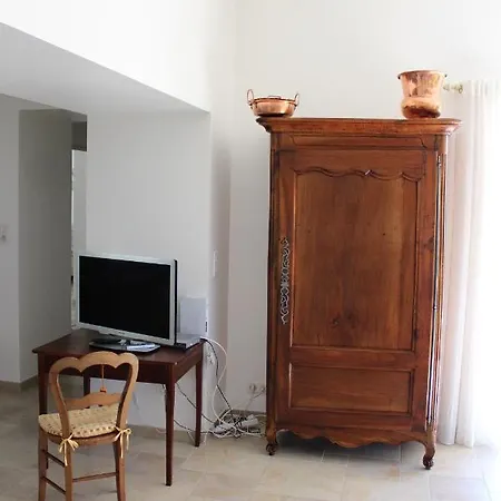 Holiday Tremont Tatil Evi Saint-Bonnet-sur-Gironde